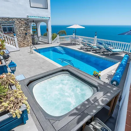 Buganvilla En Villa Salobreña